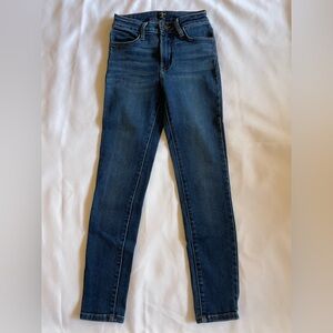 Women's Blue Jeans